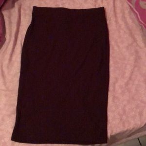 Maroon pencil skirt